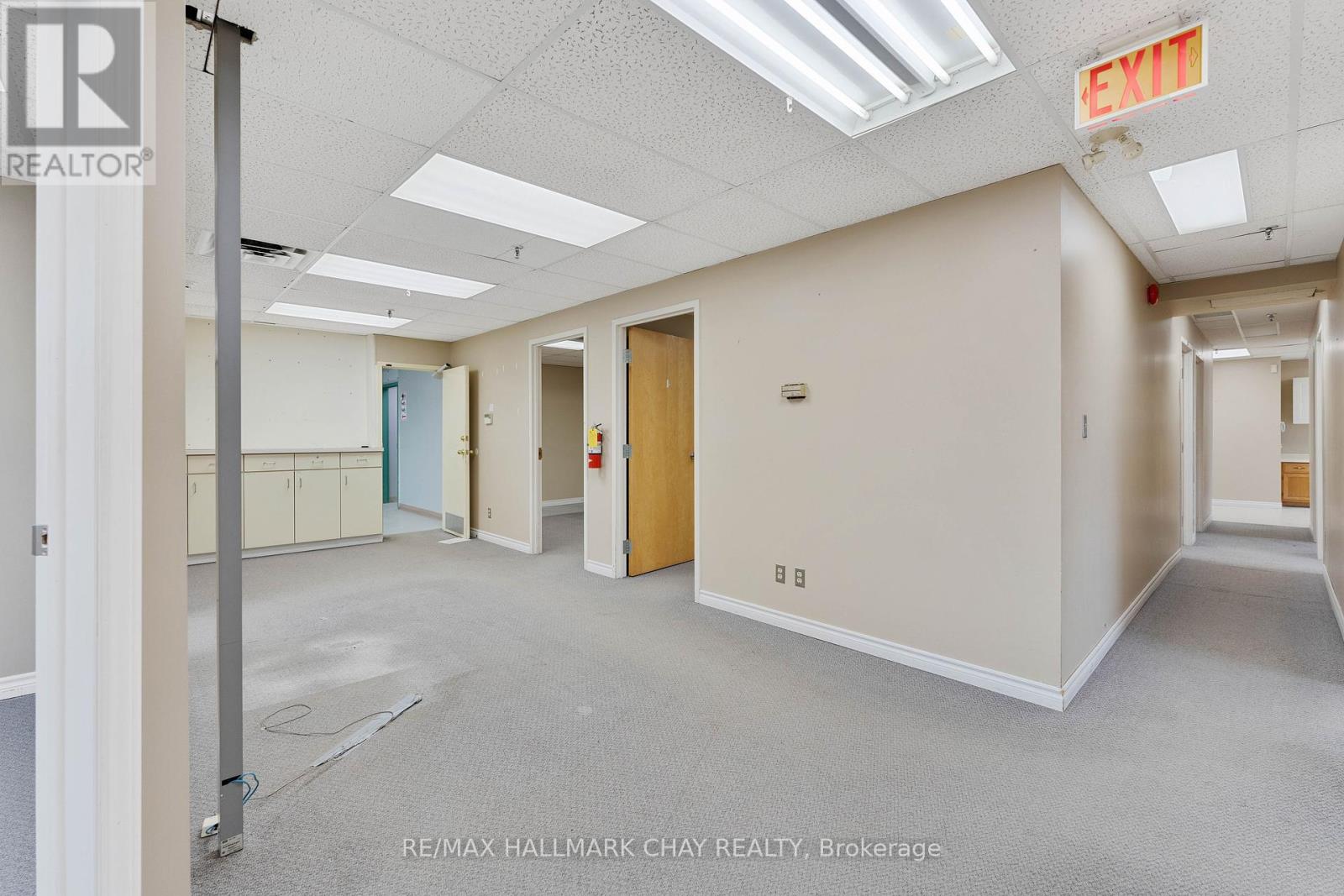Upper 2 - 478 Bay Street, Midland, Ontario  L4R 1K9 - Photo 8 - S11910614