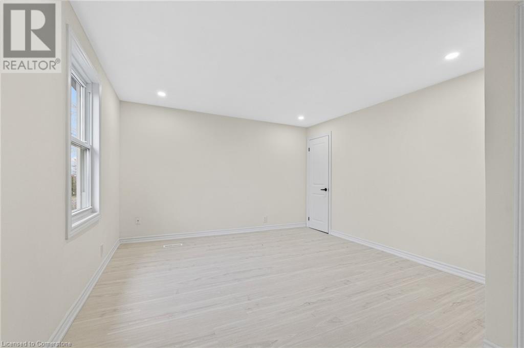 5122 Jepson Street, Niagara Falls, Ontario  L2E 1K7 - Photo 15 - 40688301