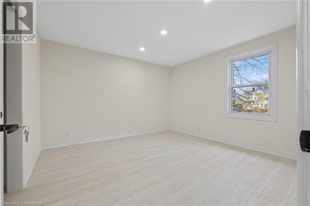 5122 Jepson Street, Niagara Falls, Ontario  L2E 1K7 - Photo 21 - 40688301