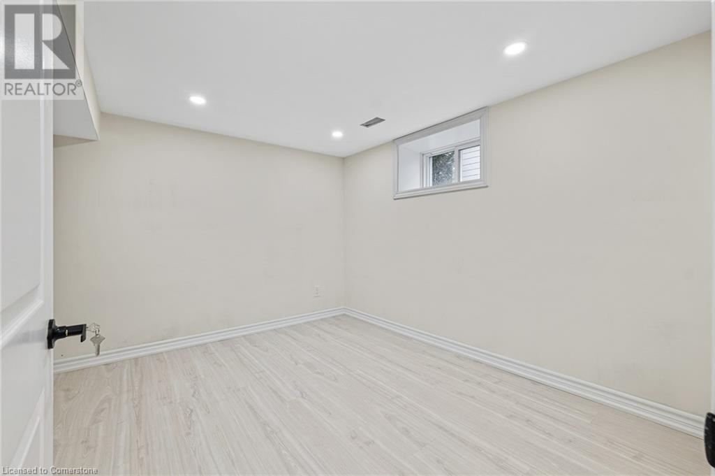 5122 Jepson Street, Niagara Falls, Ontario  L2E 1K7 - Photo 22 - 40688301