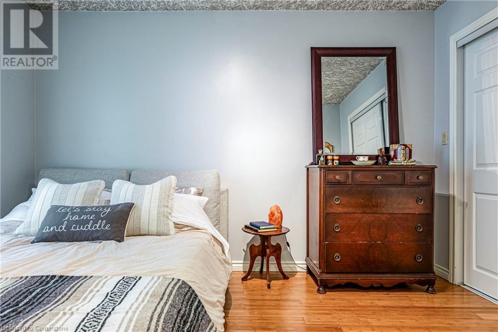 152 Beach Road, Hamilton, Ontario  L8L 4A3 - Photo 14 - 40688286