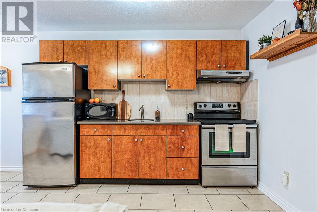 152 Beach Road, Hamilton, Ontario  L8L 4A3 - Photo 8 - 40688286