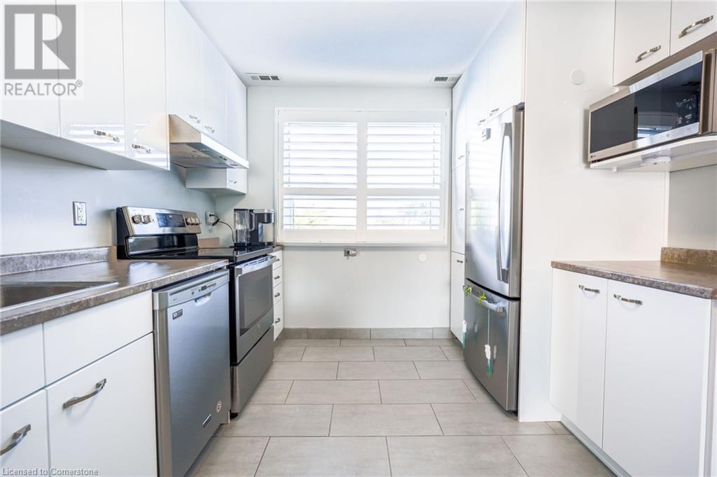 202 Lavina Crescent Unit# 10, Hamilton, Ontario  L9C 6R8 - Photo 16 - 40658350