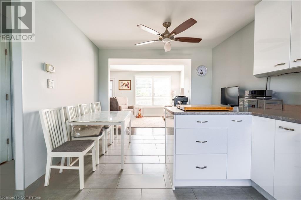 202 Lavina Crescent Unit# 10, Hamilton, Ontario  L9C 6R8 - Photo 18 - 40658350