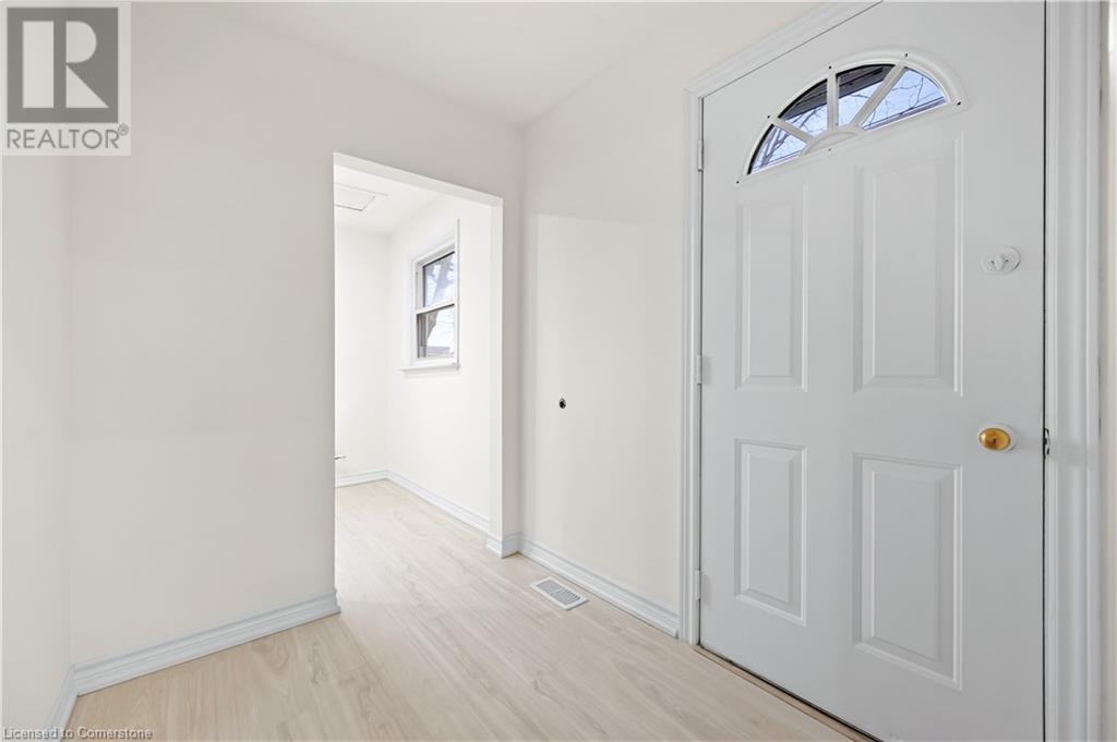 80 Courtwright Street, Fort Erie, Ontario  L2A 2R7 - Photo 16 - 40688323