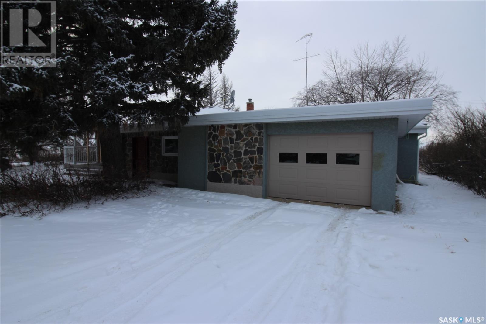 Wills Acreage, Frontier, Saskatchewan  S0N 0W0 - Photo 46 - SK992381