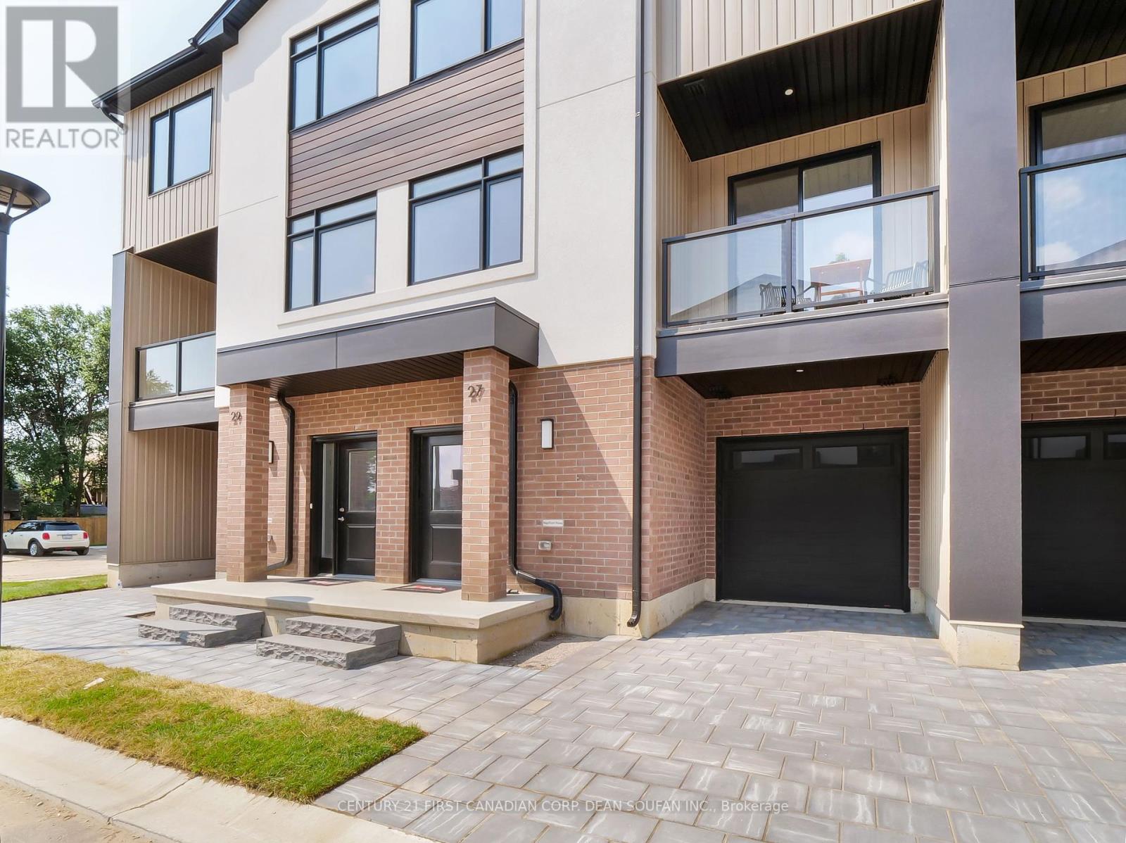 Property at 22 - 349 SOUTHDALE ROAD E image 2