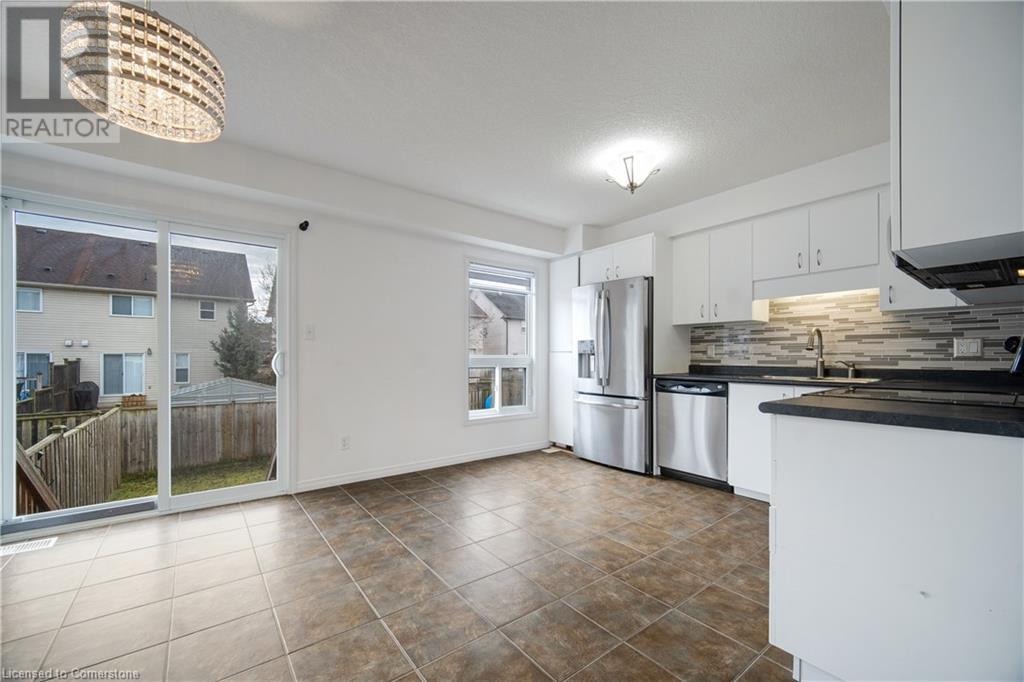 284 Sophia Crescent, Kitchener, Ontario  N2R 1X9 - Photo 20 - 40688188