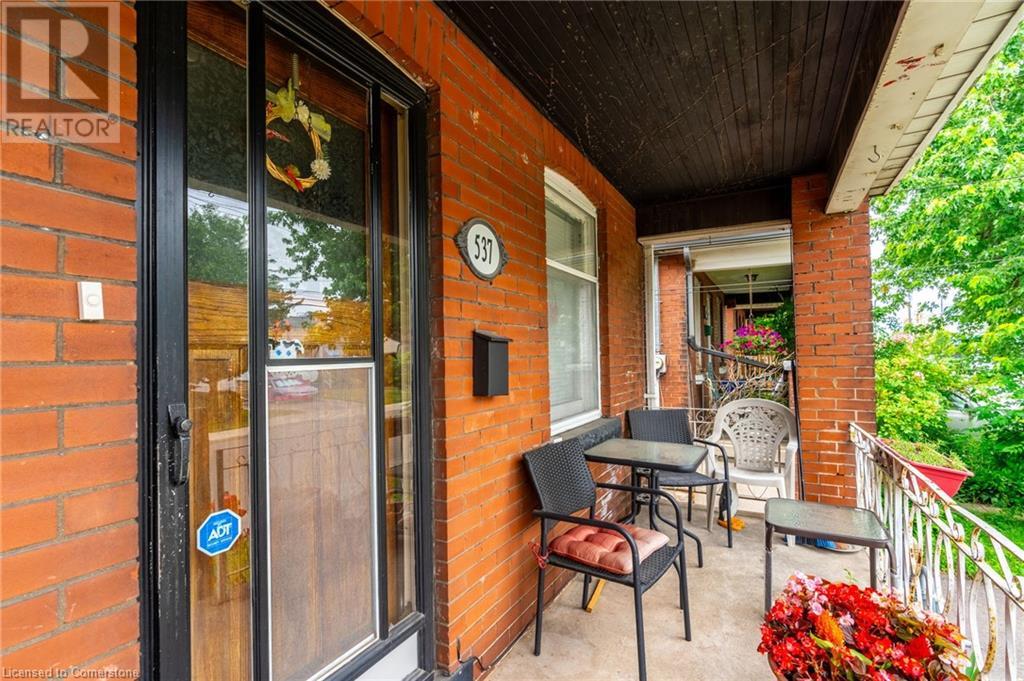 537 Ferguson Avenue N, Hamilton, Ontario  L8L 4Z7 - Photo 2 - 40687862