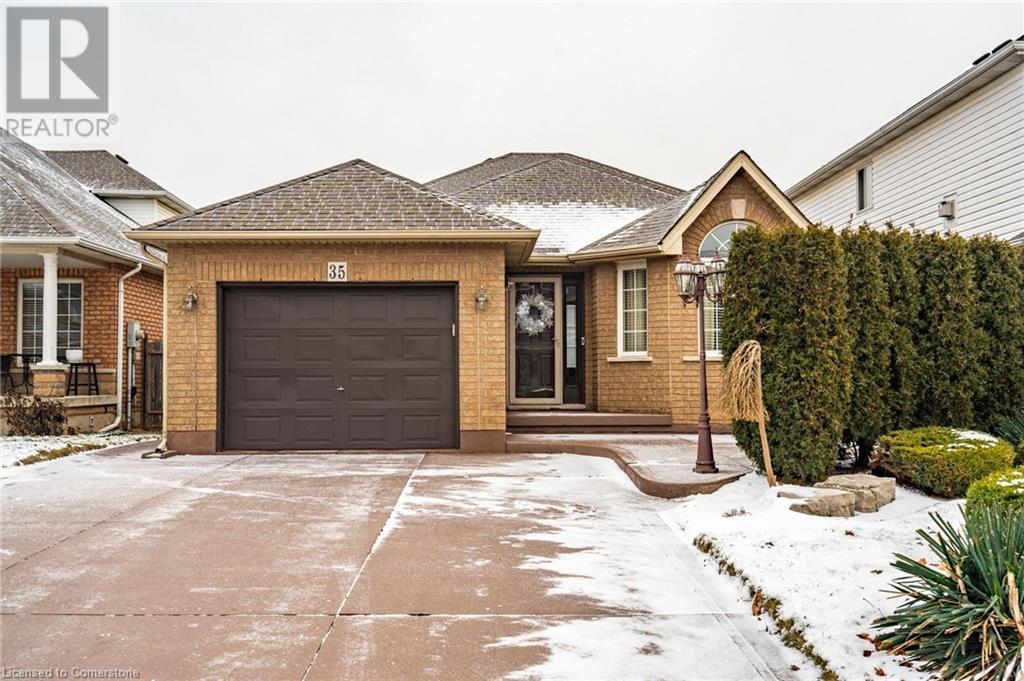 35 Distin Drive Unit# Lower, Hamilton, Ontario  L9A 5K4 - Photo 1 - 40687659