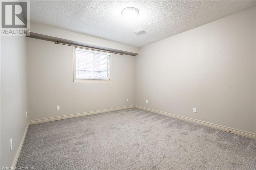 35 Distin Drive Unit# Lower, Hamilton, Ontario  L9A 5K4 - Photo 9 - 40687659