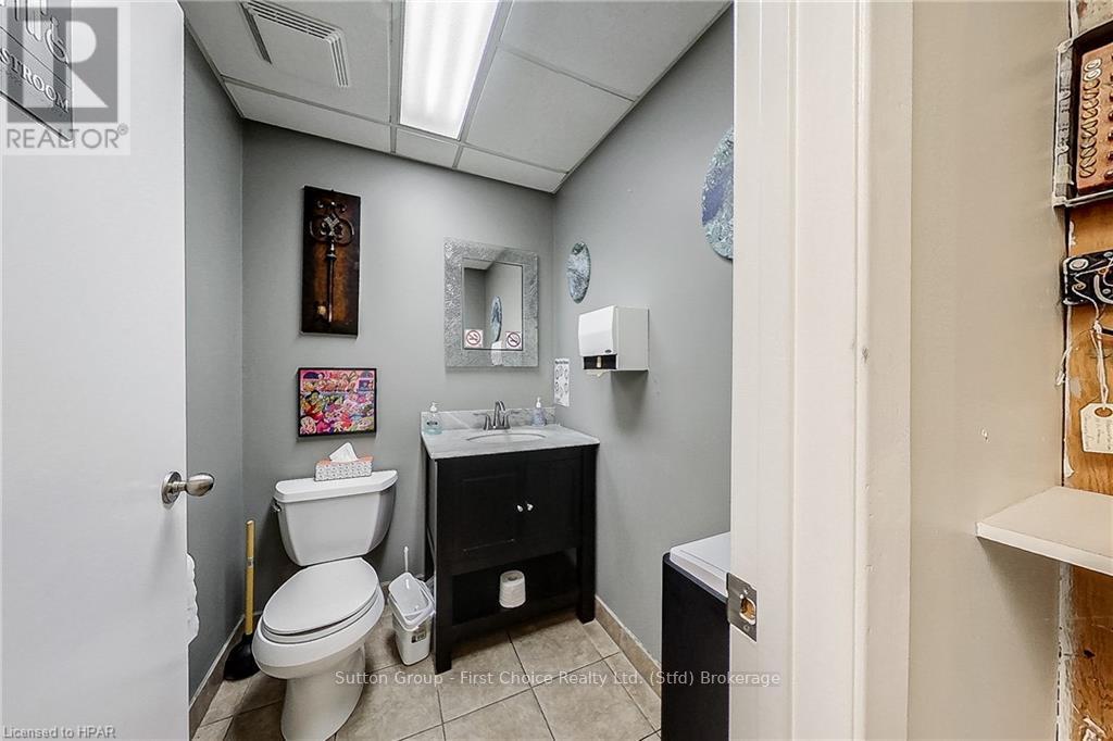 152 St Patrick Street, Stratford, Ontario  N5A 1A9 - Photo 37 - X10780114