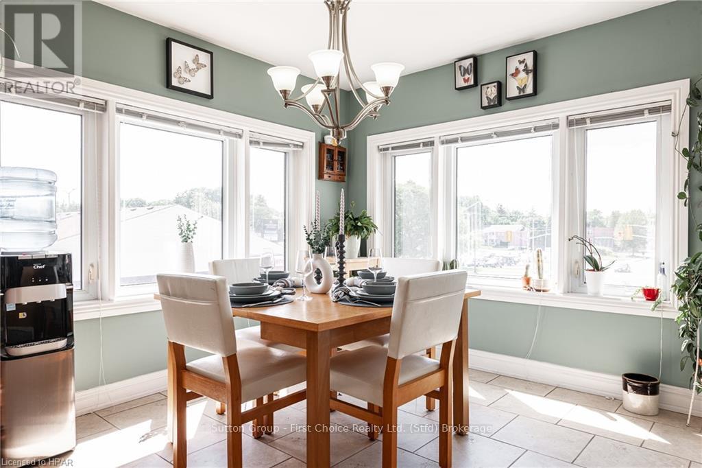 152 St Patrick Street, Stratford, Ontario  N5A 1A9 - Photo 9 - X10780114