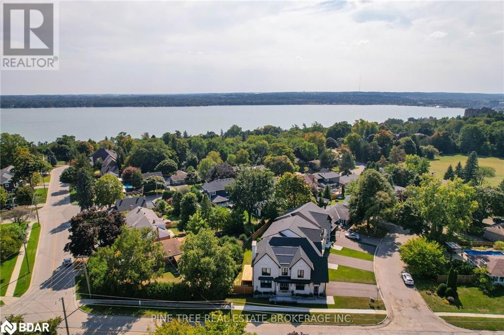 271 Codrington Street Street, Barrie, Ontario  L4M 1S7 - Photo 36 - 40688119