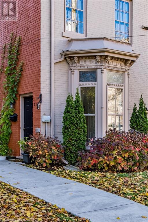 218 Bay Street S, Hamilton, Ontario  L8P 3J1 - Photo 4 - 40677018