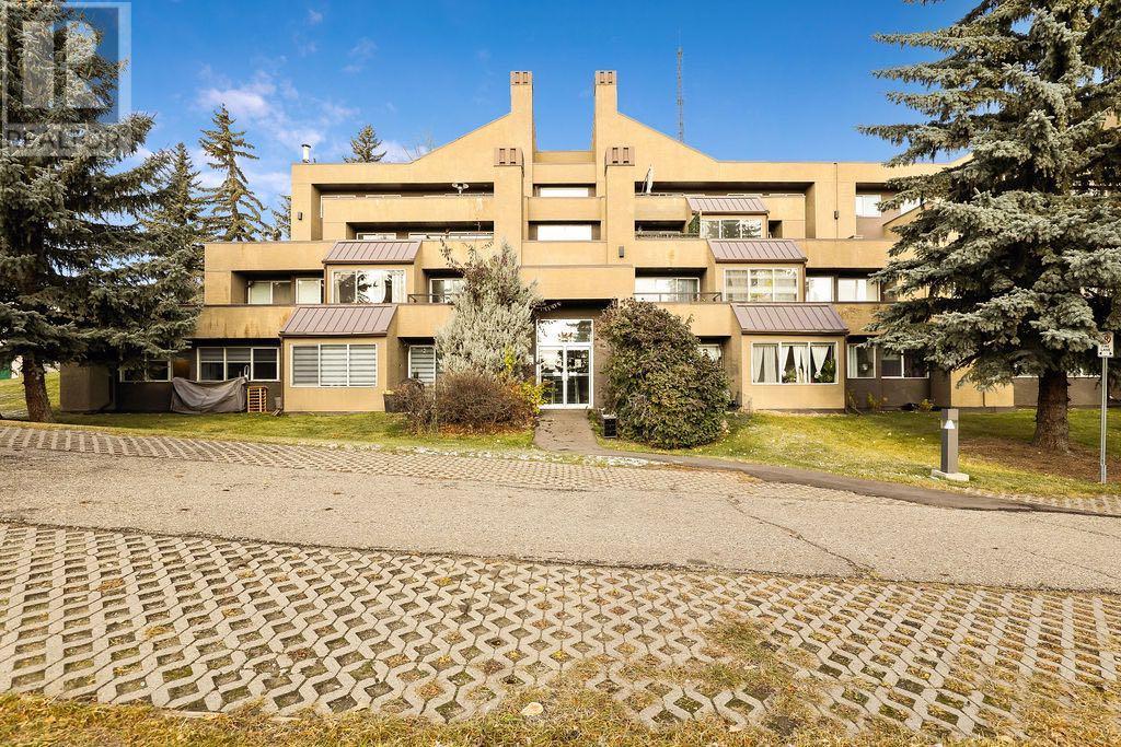 1, 105 Village Heights Sw, Calgary, Alberta  T3H 2L2 - Photo 2 - A2178217