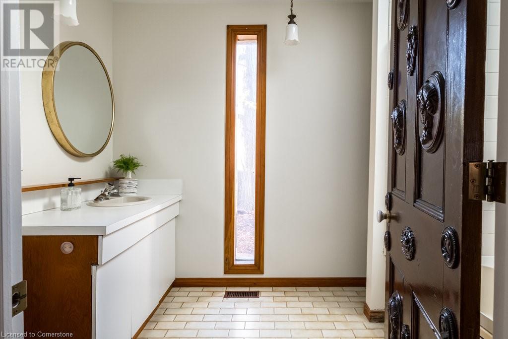 218 Bay Street S, Hamilton, Ontario  L8P 3J1 - Photo 29 - 40677018