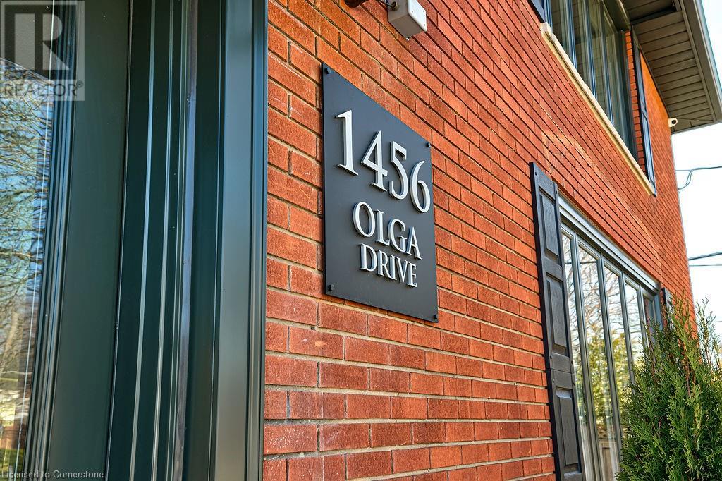 1456 Olga Drive Unit# 1, Burlington, Ontario  L7S 1L5 - Photo 2 - 40687785