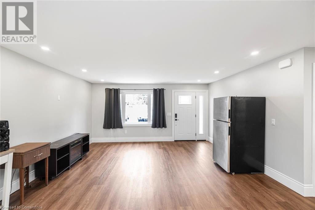 8 Mountsberg Road, Hamilton, Ontario  L0P 1B0 - Photo 7 - 40658022