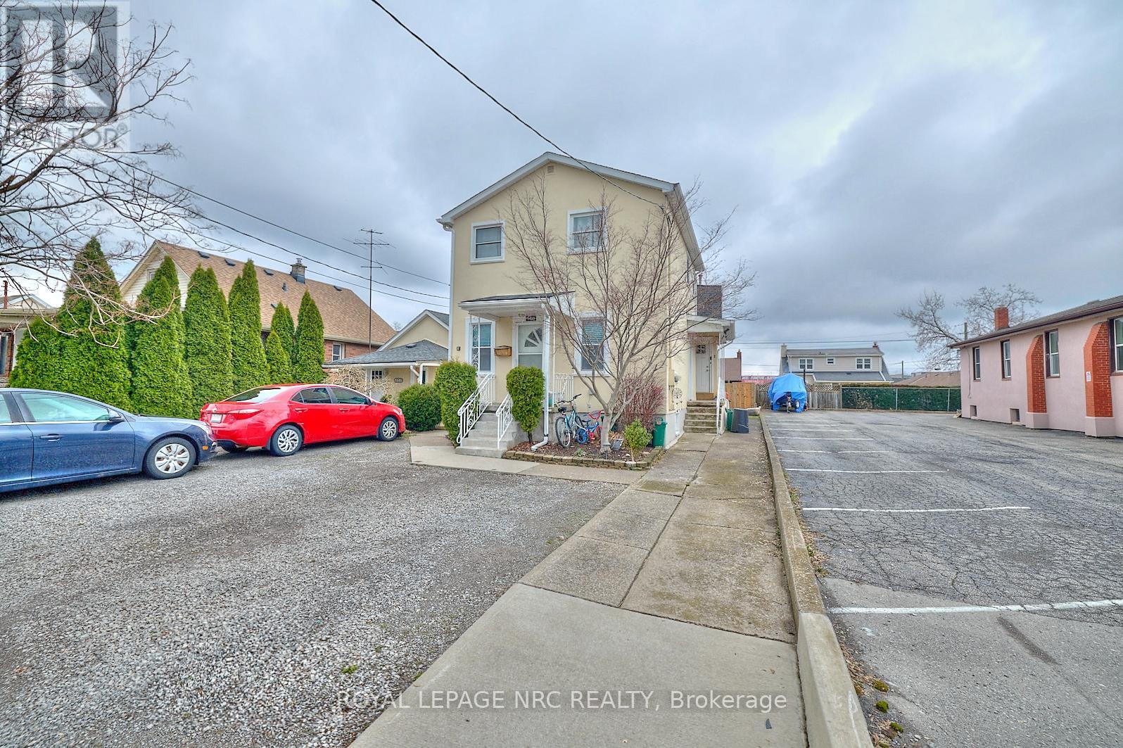 Property at 5505 DESSON AVENUE image 3