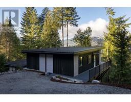 5790 Tillicum Bay Road, Sechelt, Ca