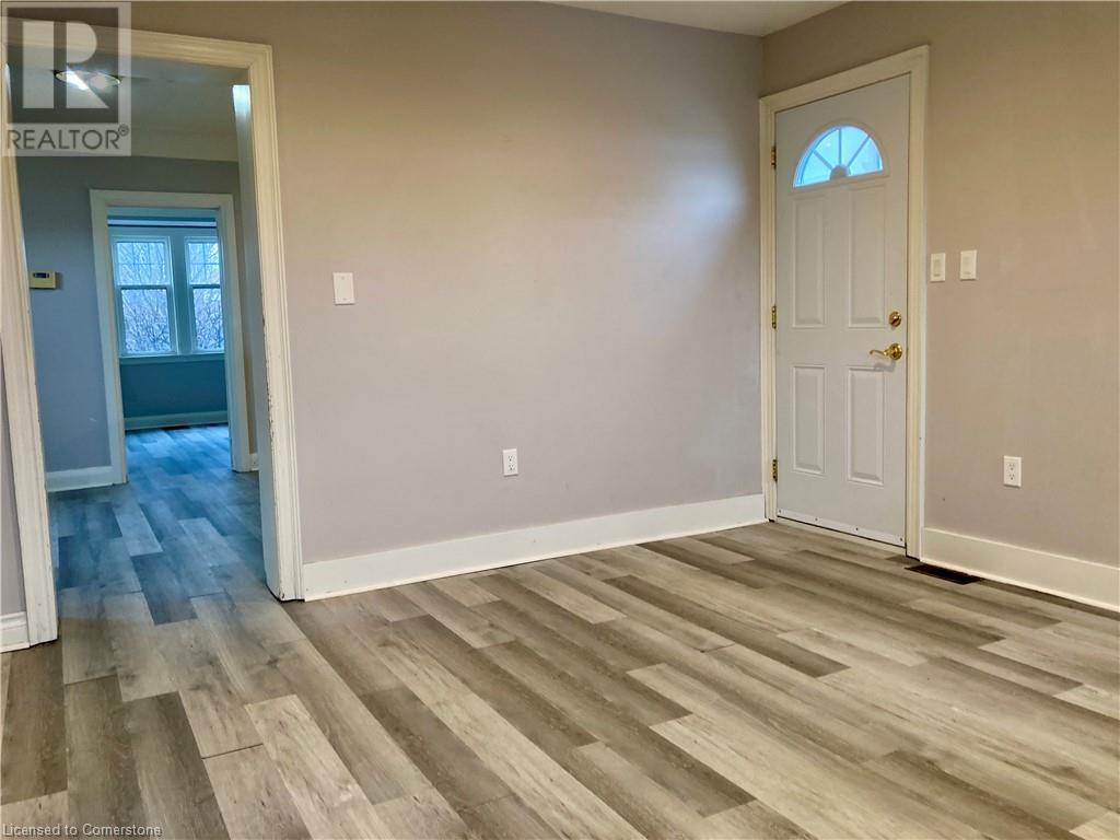 18 Cameron Avenue S, Hamilton, Ontario  L8K 2W8 - Photo 10 - 40688331