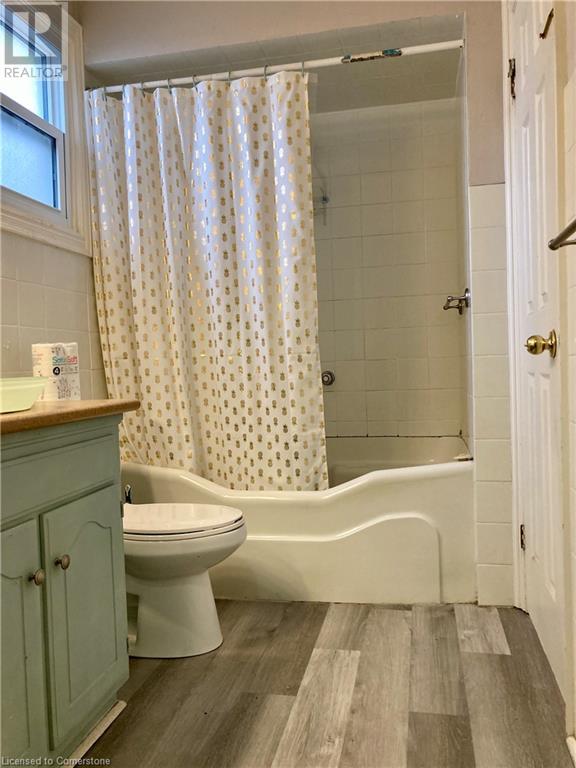 18 Cameron Avenue S, Hamilton, Ontario  L8K 2W8 - Photo 13 - 40688331