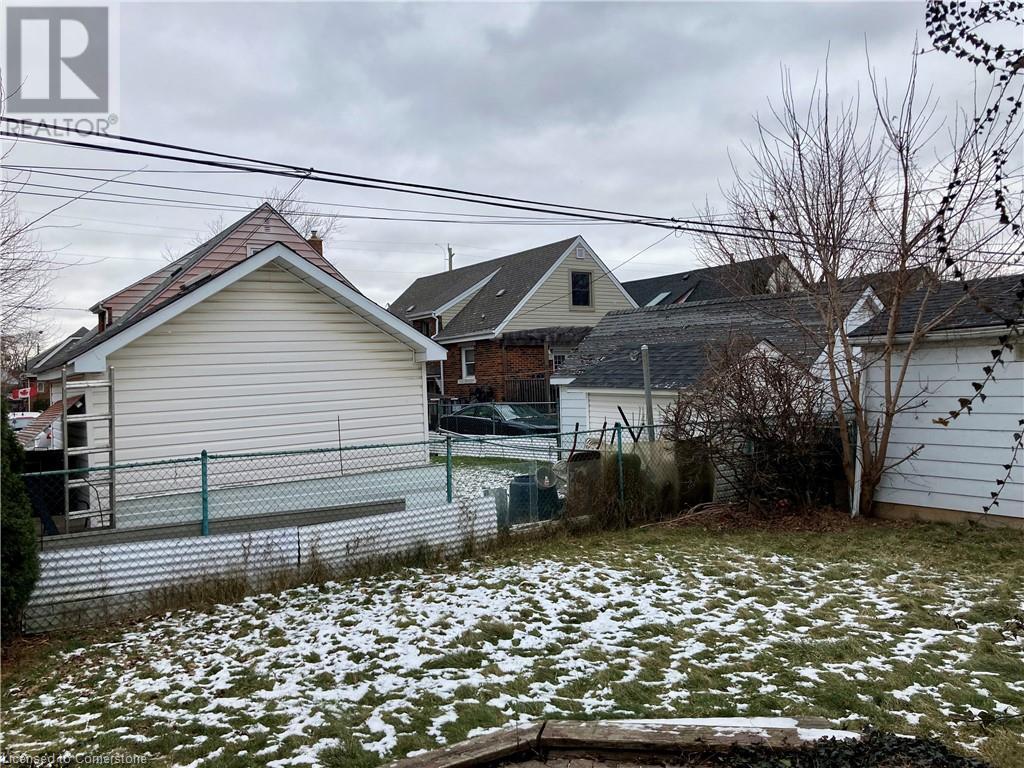 18 Cameron Avenue S, Hamilton, Ontario  L8K 2W8 - Photo 21 - 40688331