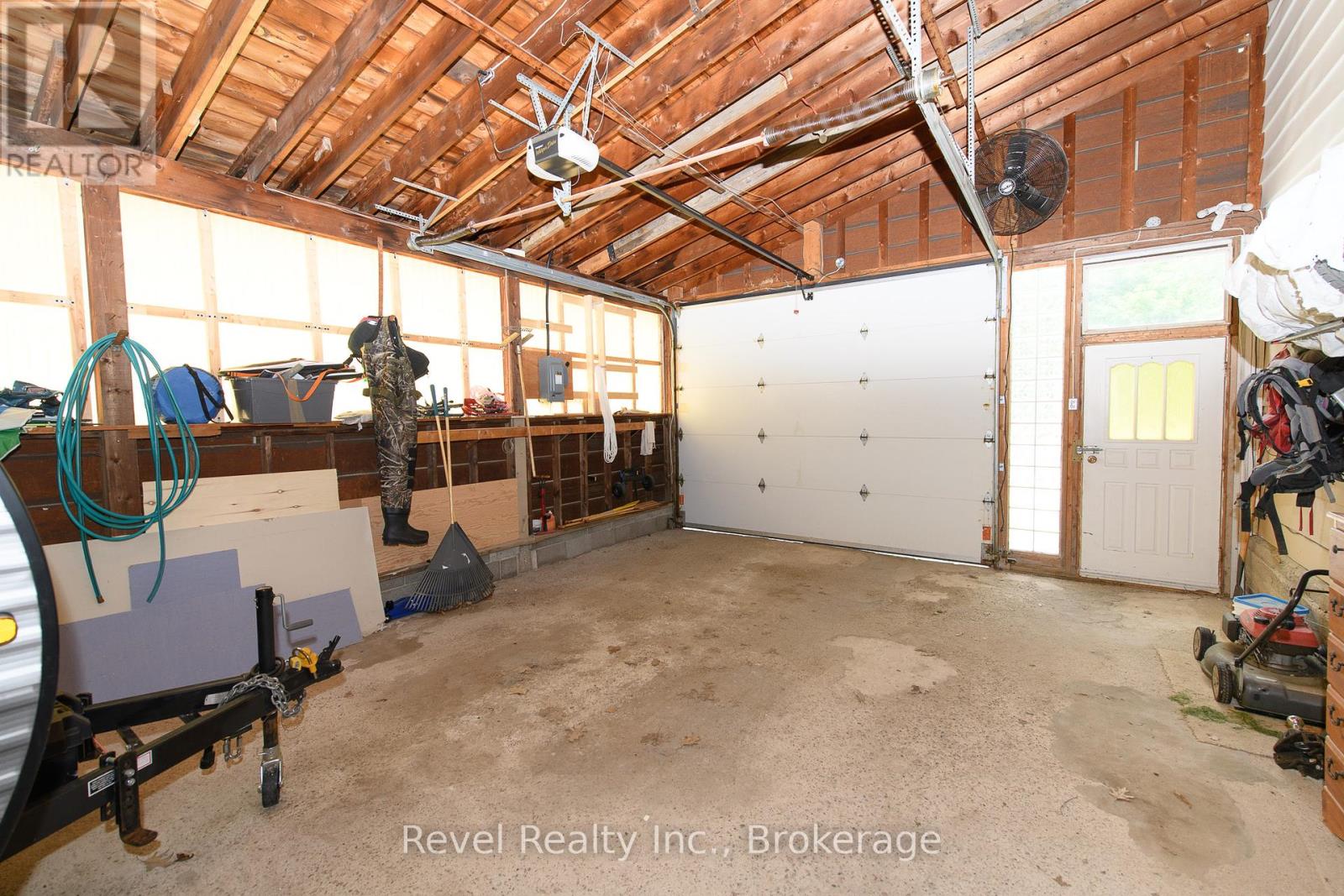 36 Broad Street, Penetanguishene, Ontario  L9M 1G1 - Photo 19 - S11910853