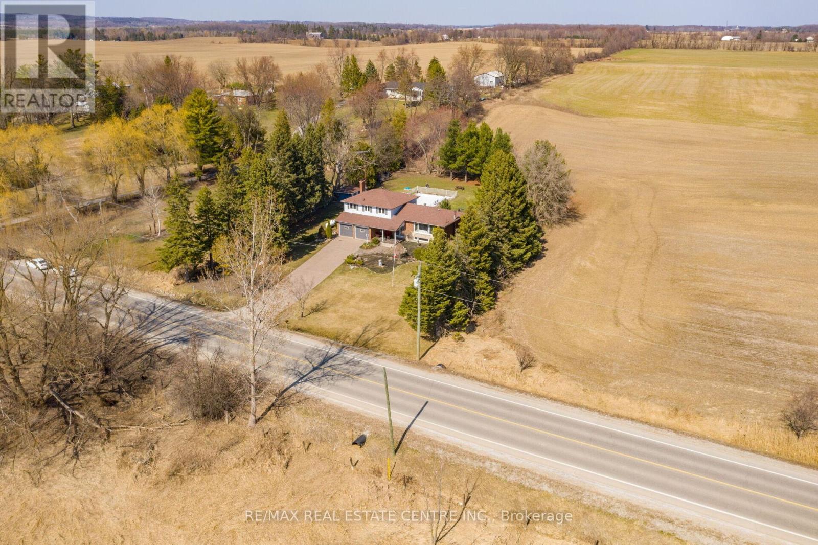 15095 Dixie Road, Caledon, Ontario  L7C 2N1 - Photo 8 - W11910824