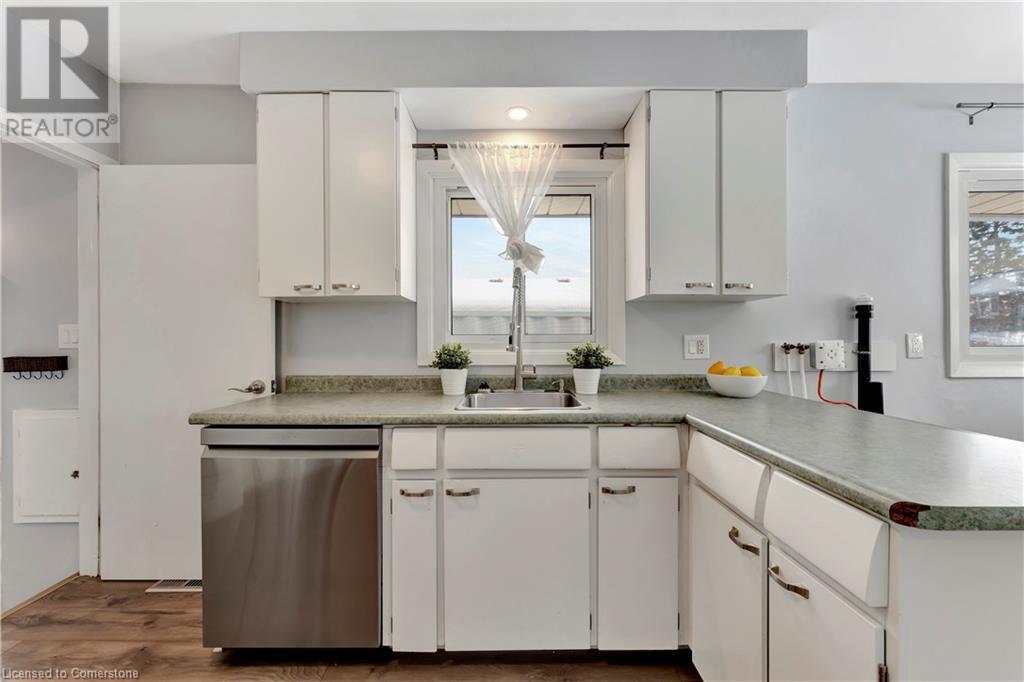 11 Southmoor Drive, Kitchener, Ontario  N2M 4M5 - Photo 9 - 40688195