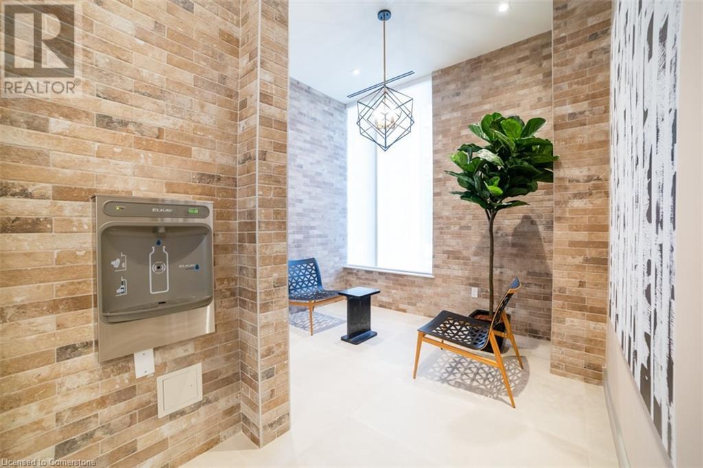 212 King William Street Unit# 1111, Hamilton, Ontario  L8R 0A7 - Photo 8 - 40688341