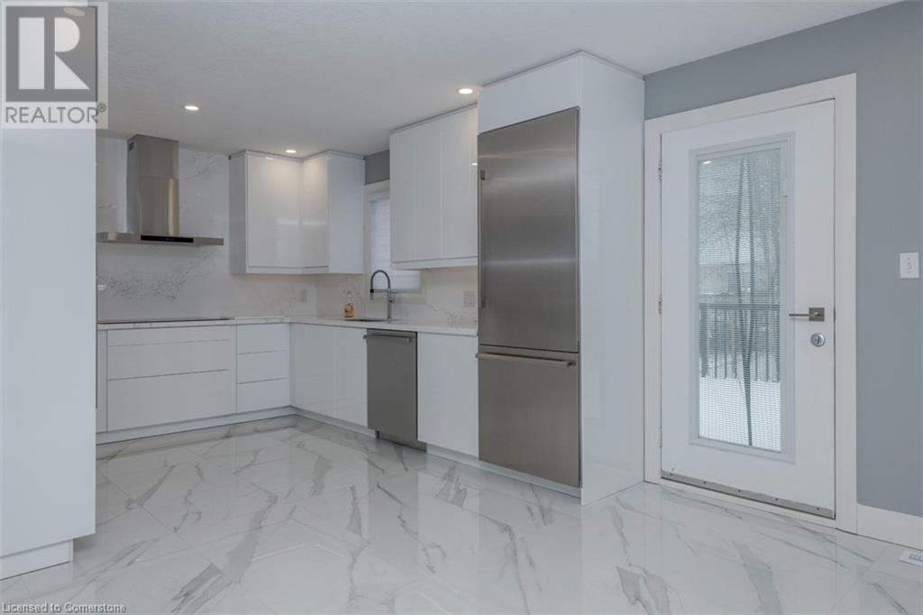 35 Innisbrook Drive, Wasaga Beach, Ontario  L9Z 1G2 - Photo 6 - 40688304