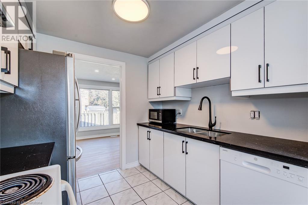 210 Glamis Road Unit# 54, Cambridge, Ontario  N1R 6L3 - Photo 9 - 40685463