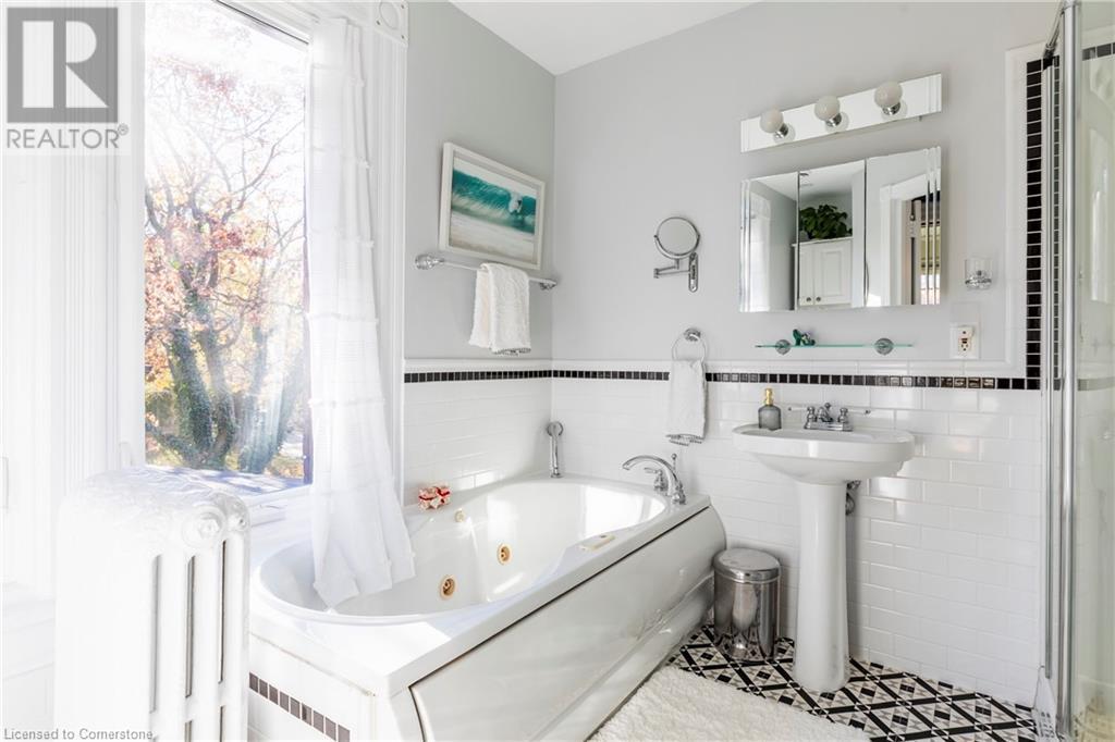 114 Aberdeen Avenue, Hamilton, Ontario  L8P 2P2 - Photo 32 - 40669668