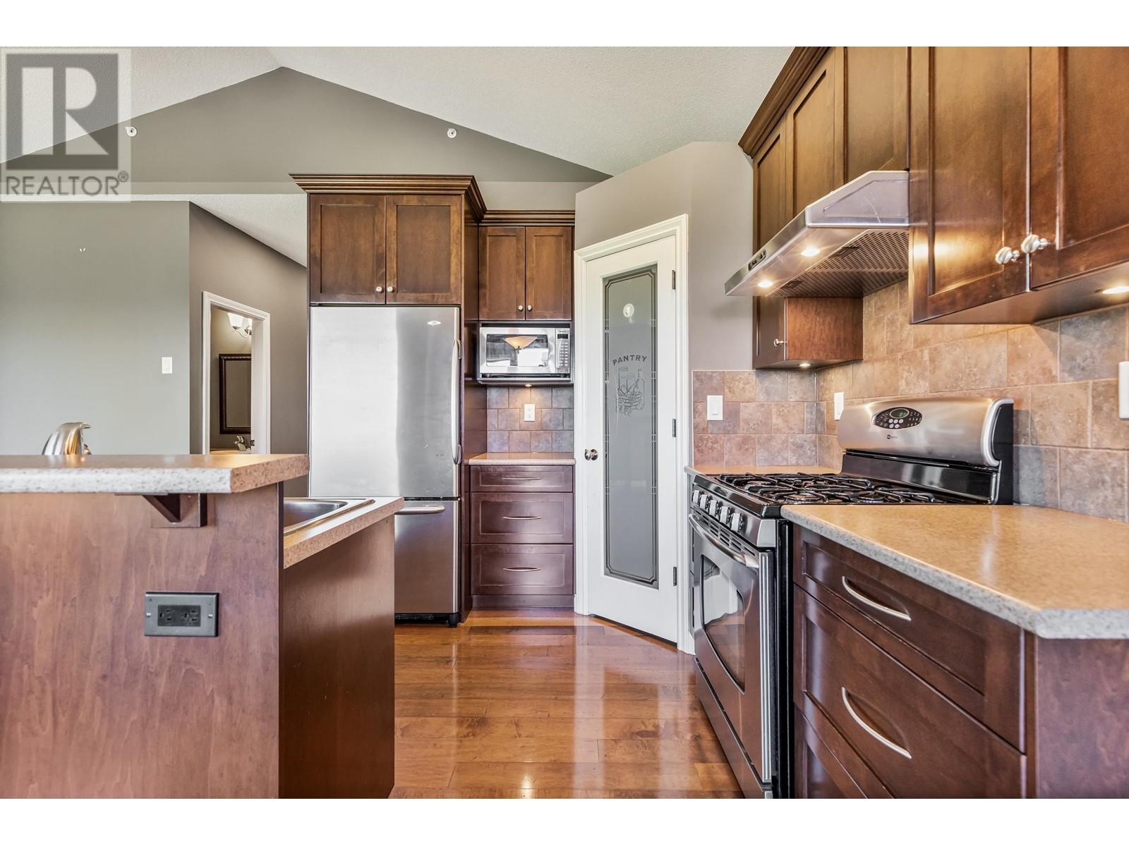 24745 102b Avenue, Maple Ridge, British Columbia  V2W 0A1 - Photo 24 - R2953052