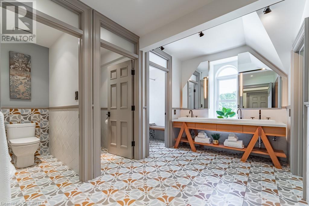 1 Springhill Street, Hamilton, Ontario  L9H 4V2 - Photo 21 - X10404227