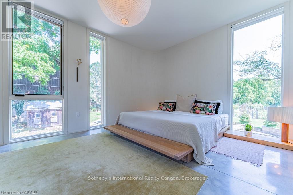 1 Springhill Street, Hamilton, Ontario  L9H 4V2 - Photo 30 - X10404227