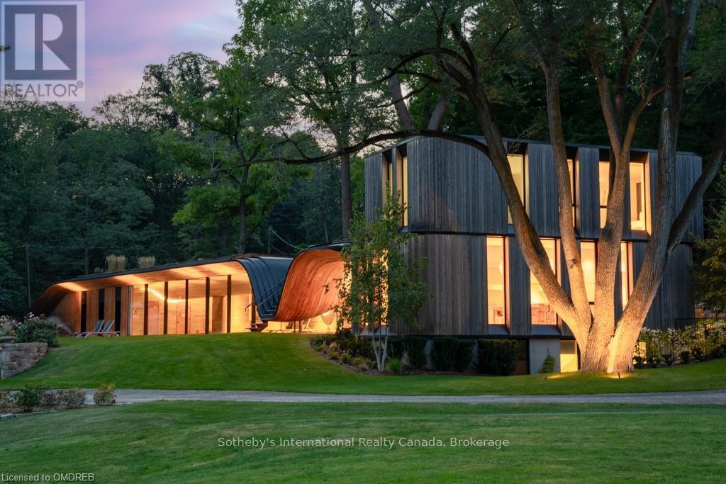 1 Springhill Street, Hamilton, Ontario  L9H 4V2 - Photo 38 - X10404227