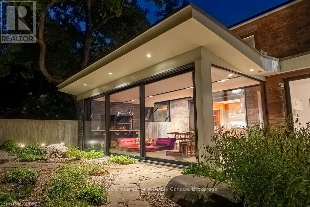 1 Springhill Street, Hamilton, Ontario  L9H 4V2 - Photo 40 - X10404227