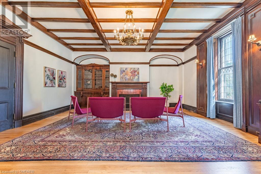 1 Springhill Street, Hamilton, Ontario  L9H 4V2 - Photo 6 - X10404227