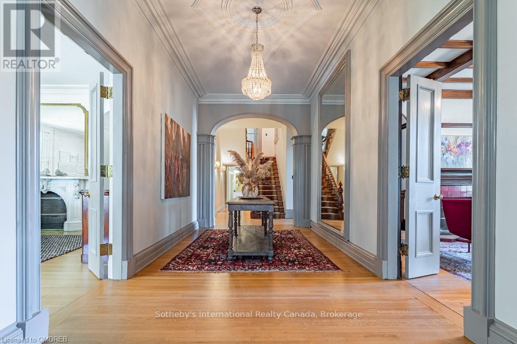 1 Springhill Street, Hamilton, Ontario  L9H 4V2 - Photo 8 - X10404227