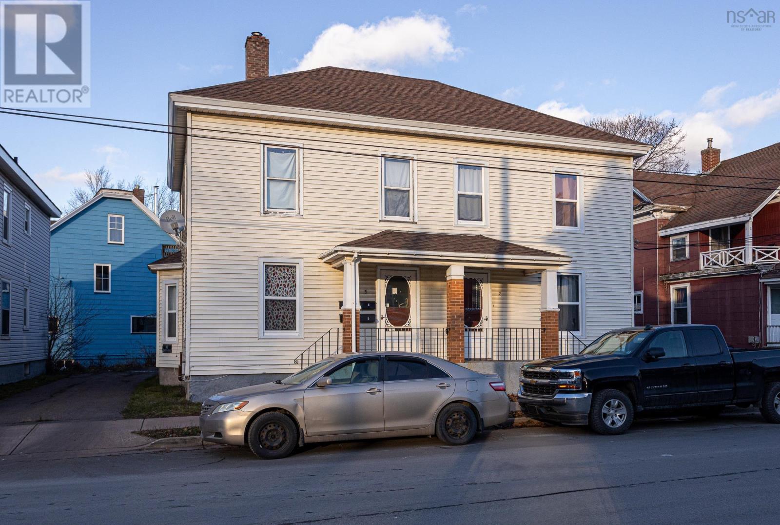 5 Victoria Street, Truro, Nova Scotia  B2N 1Y5 - Photo 2 - 202427940