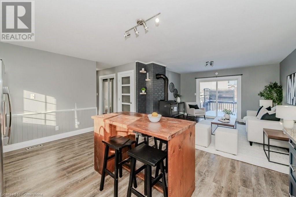 77 Hillview Drive, Baden, Ontario  N3A 2V3 - Photo 8 - 40683493