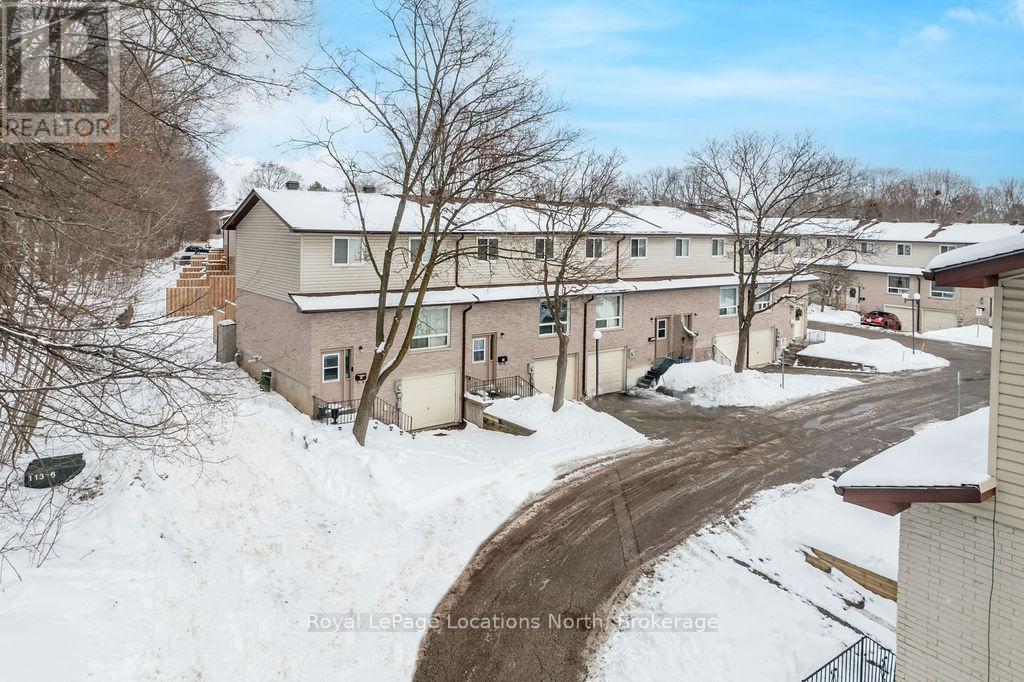 77 - 1095 Mississaga Street, Orillia, Ontario  L3V 6W7 - Photo 2 - S11910947