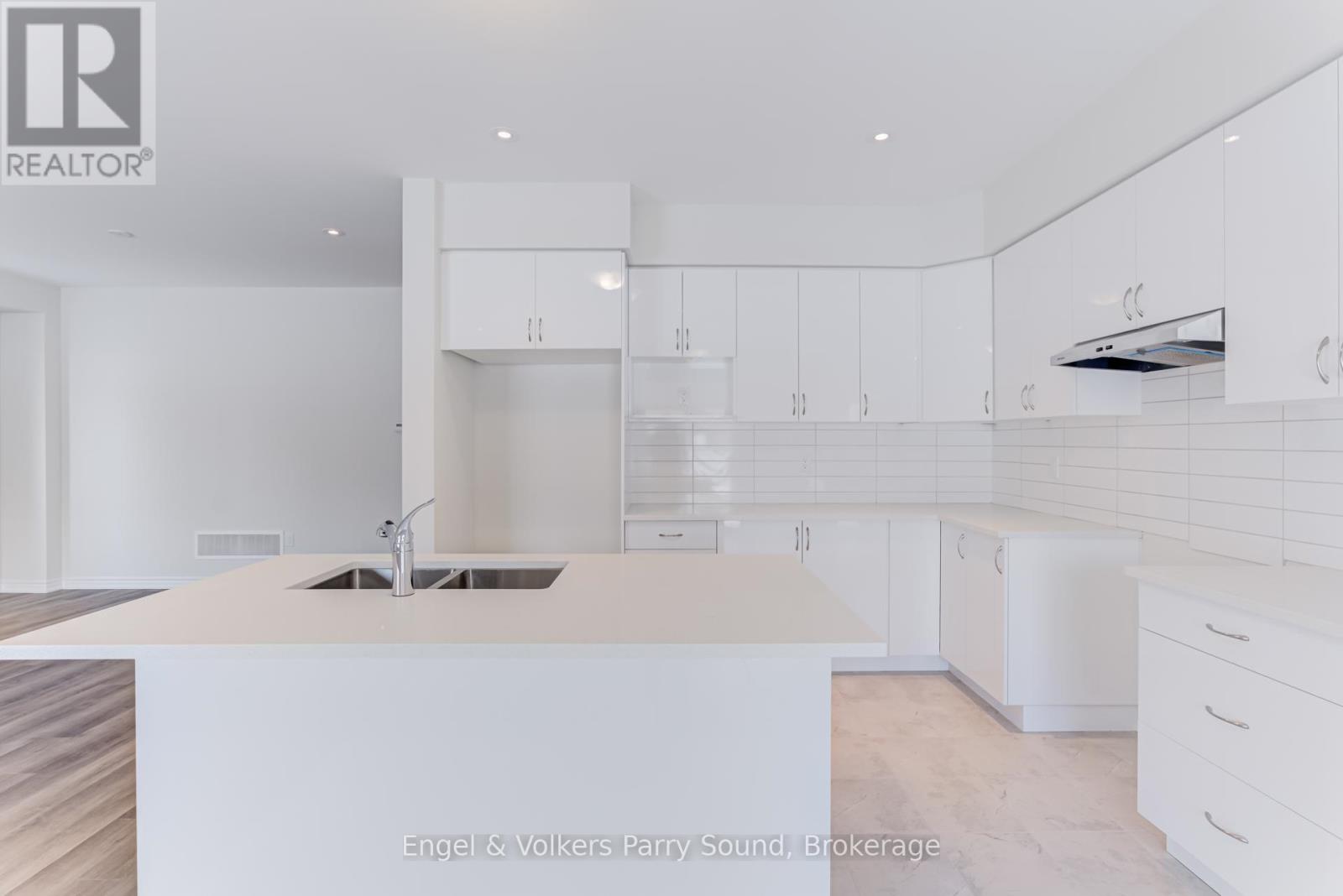 220 Beechwood Forest Lane, Gravenhurst (Muskoka (S)), Ontario  P1P 0H8 - Photo 12 - X11911017