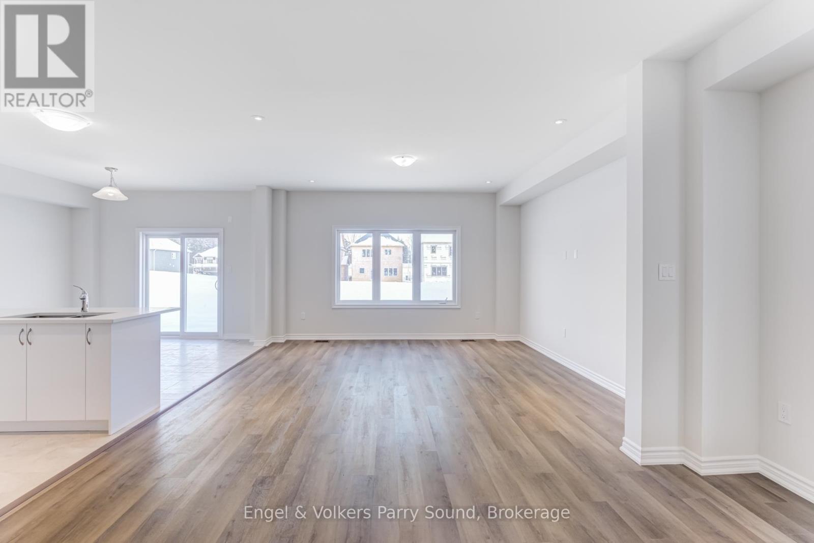 220 Beechwood Forest Lane, Gravenhurst (Muskoka (S)), Ontario  P1P 0H8 - Photo 8 - X11911017