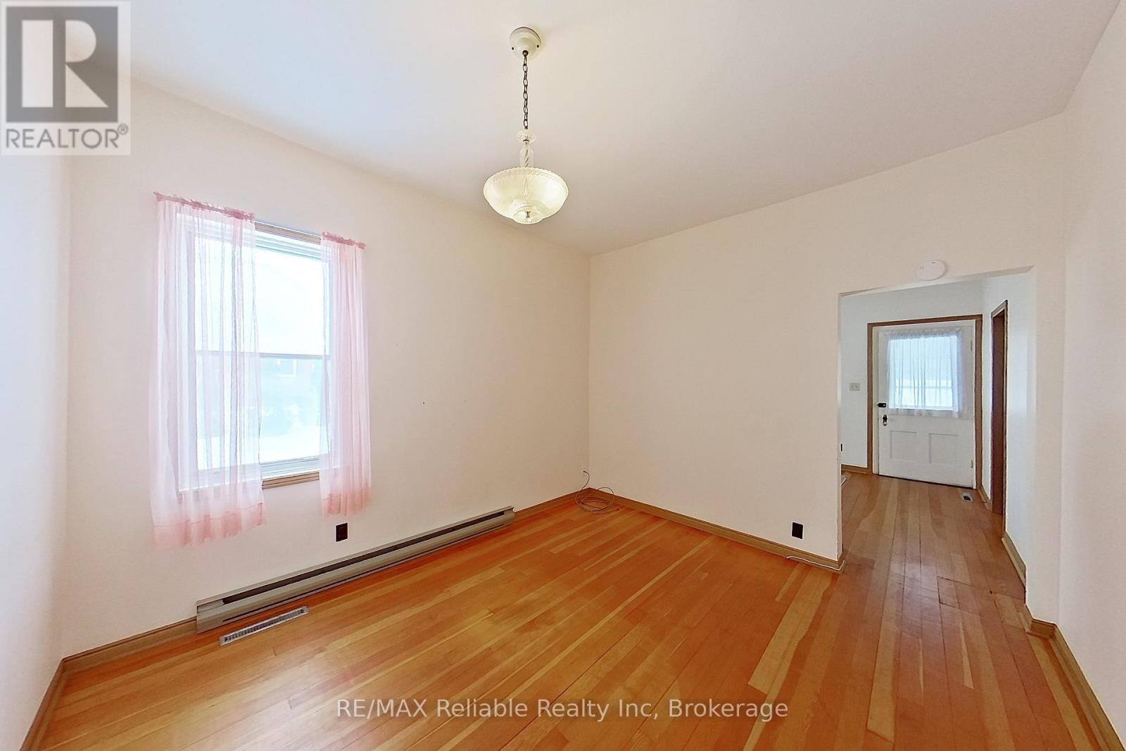 58 Huron Street W, South Huron (Exeter), Ontario  N0M 1S2 - Photo 26 - X11911019