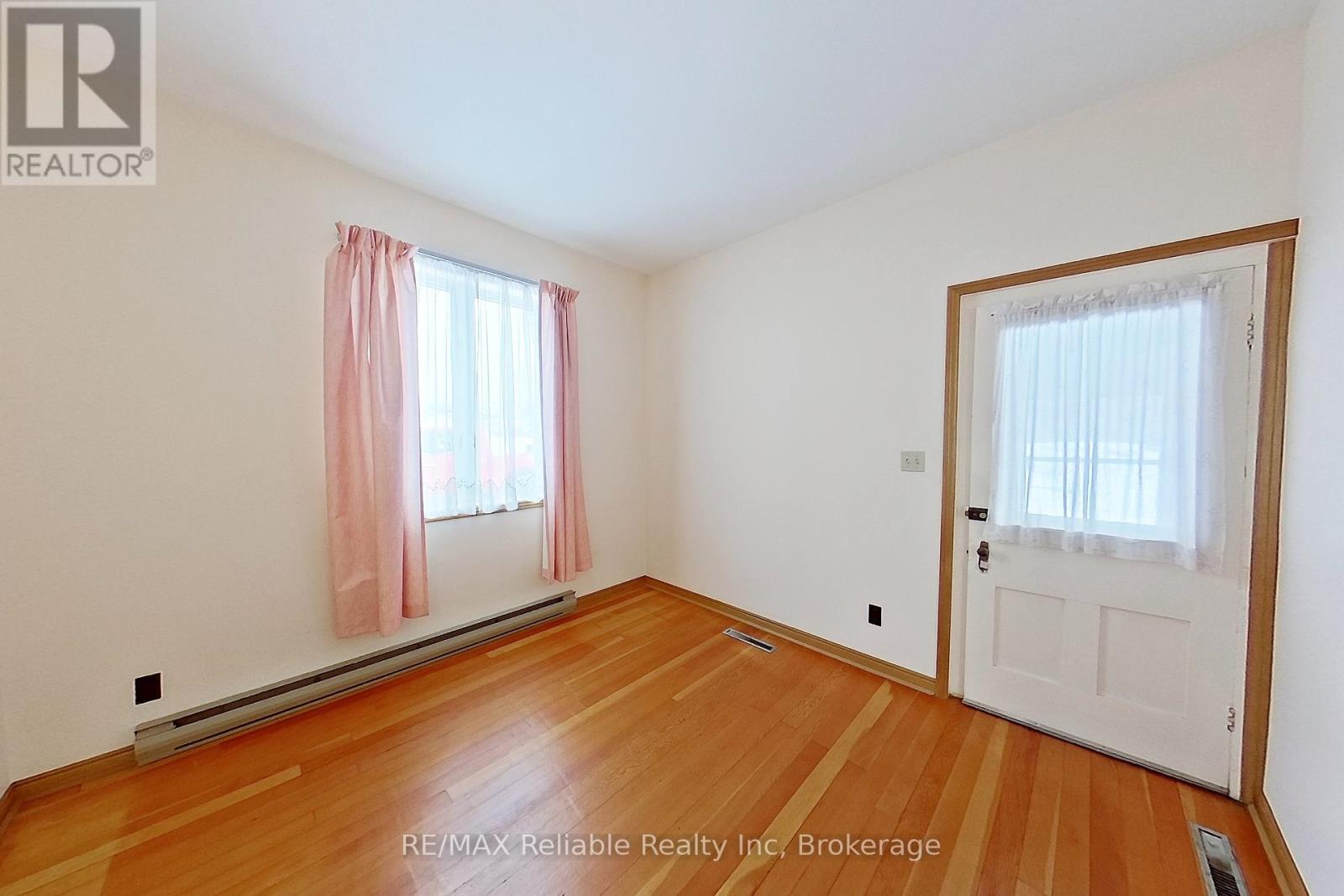 58 Huron Street W, South Huron (Exeter), Ontario  N0M 1S2 - Photo 30 - X11911019