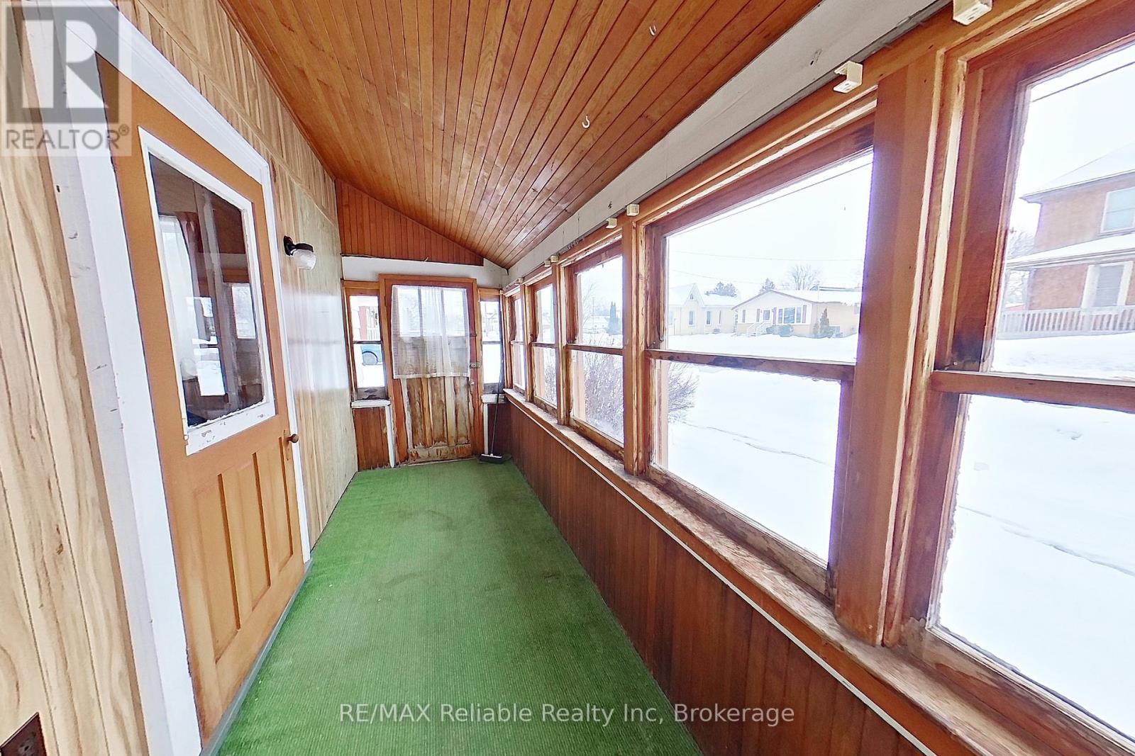 58 Huron Street W, South Huron (Exeter), Ontario  N0M 1S2 - Photo 34 - X11911019